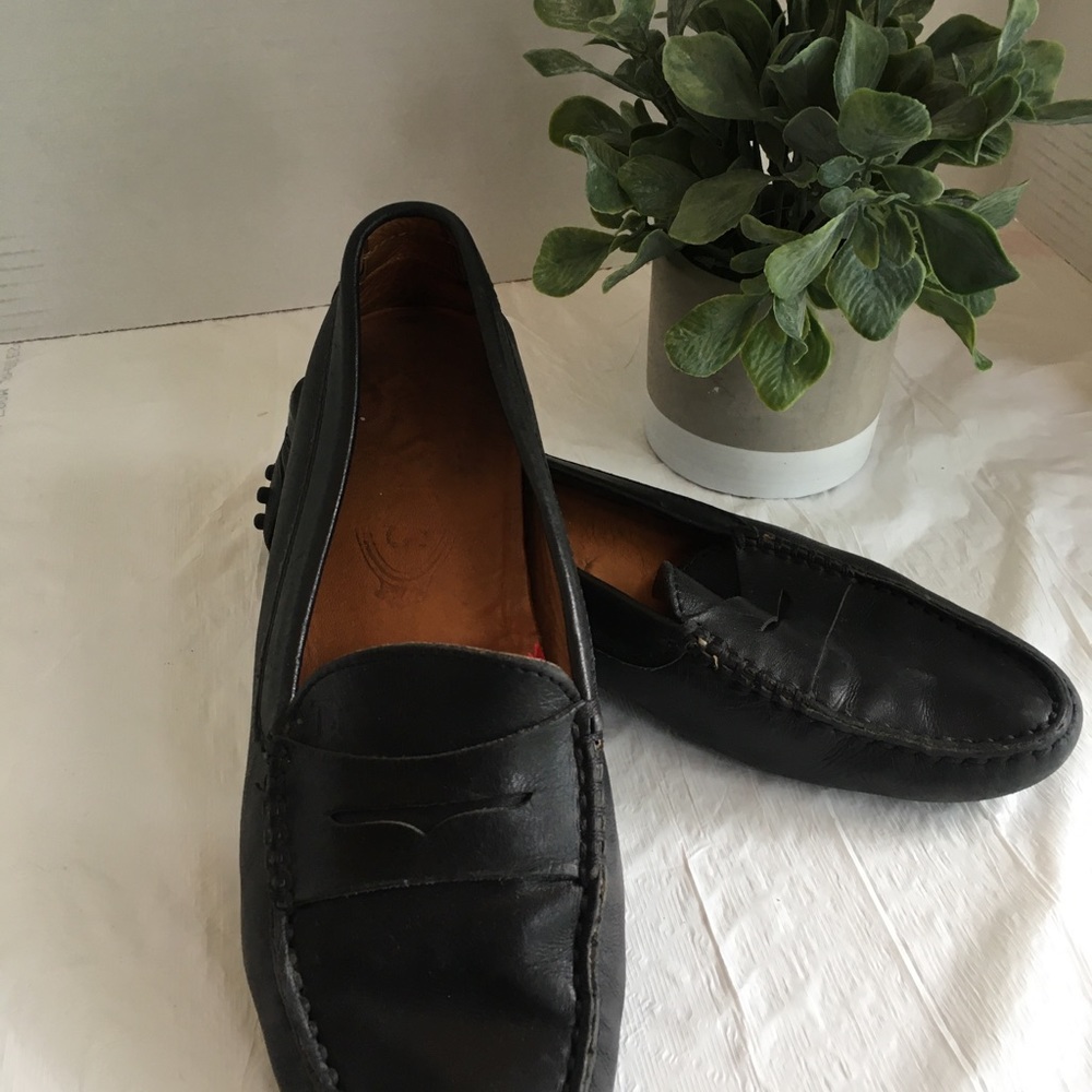 Tods Black Leather Driving Loafers